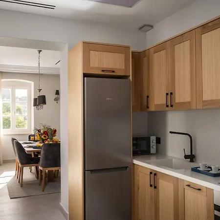 アパートホテル New York Luxury 4*