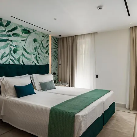 アパートホテル New York Luxury コルフ島