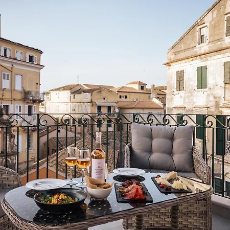 アパートホテル New York Luxury 4*