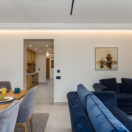 New York Luxury 4* コルフ島