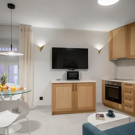 New York Luxury 아파트호텔 4*