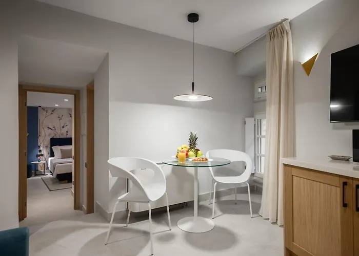 New York Luxury Aparthotel Corfu (city)